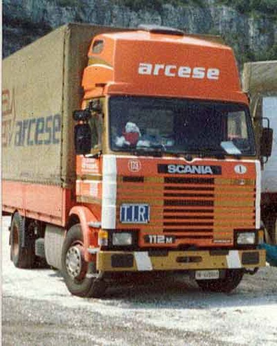 HERPA 1/87 KOFFER-AUFLIEGER Arcese Autotransporti EUR 10,00 - DE