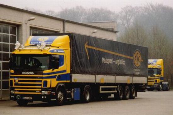 Schneider Trucking, D - Lübeck Scania 124